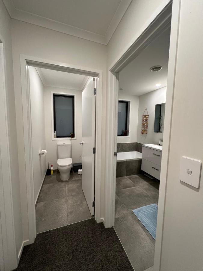 Convenient And Comfortable Waitara Екстер'єр фото